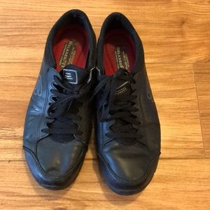 Sketchers Slip Resistant Relaxed fit MEMORY FOAM